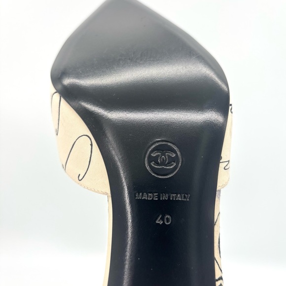 NEW Chanel 2006 Cruise Script Print CC Logo Pointed Toe Kitten Heel Mules 40 - Picture 10 of 10